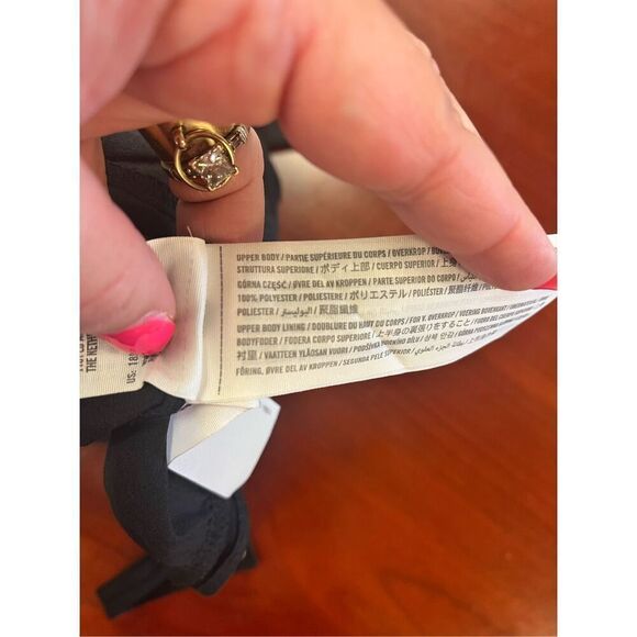 Abercrombie & Fitch Black Flutter Sleeve Swiss Dot Body Suit sz XS NWT - Picture 6 of 6